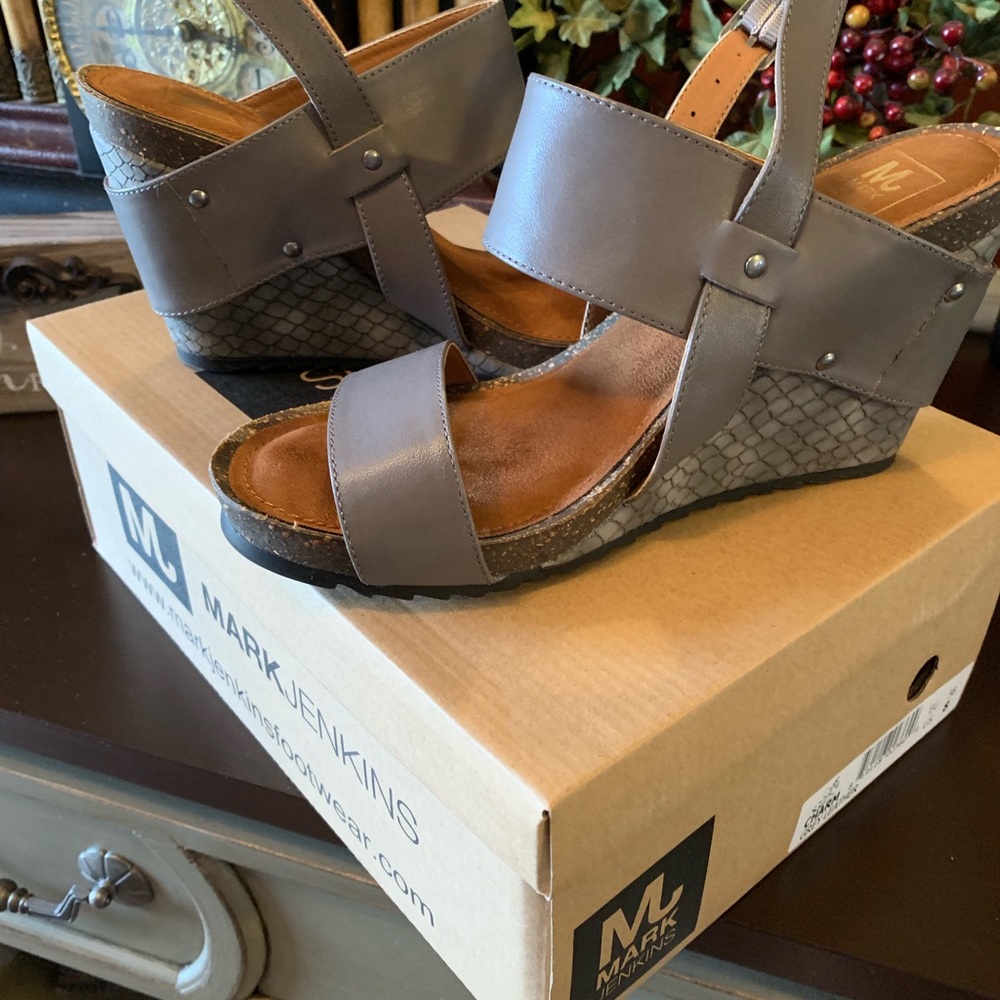 Wedge sandals - Picture 3 of 5